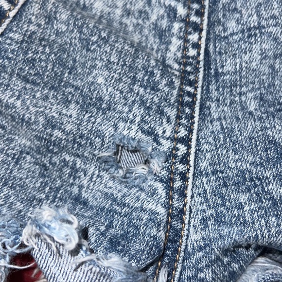 High Rise Shorts - Picture 3 of 4